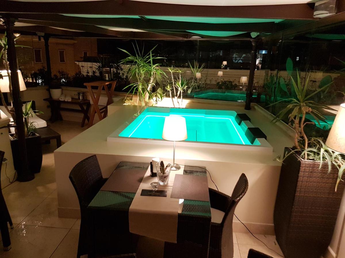 SANTA CHIARA SUITE HOTEL & SPA - Lecce - Housity