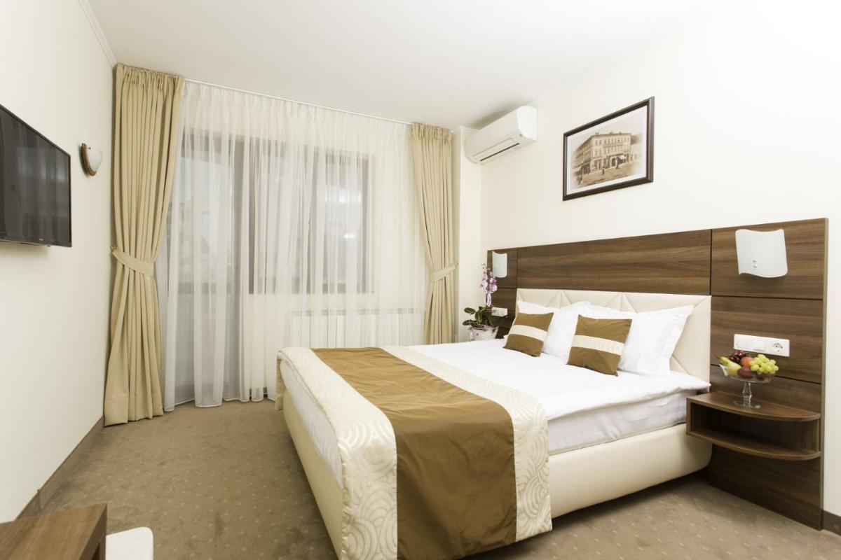 Grand Hotel Coroana - Housity
