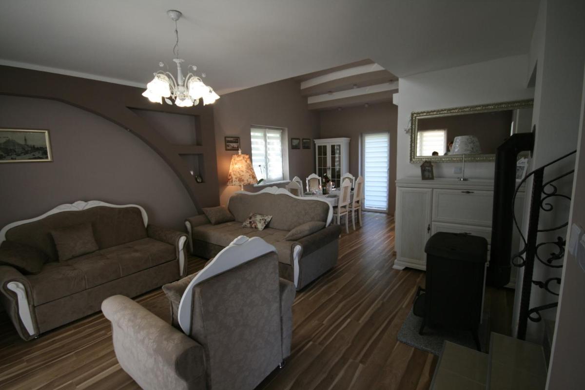 Holiday house Leona - Housity