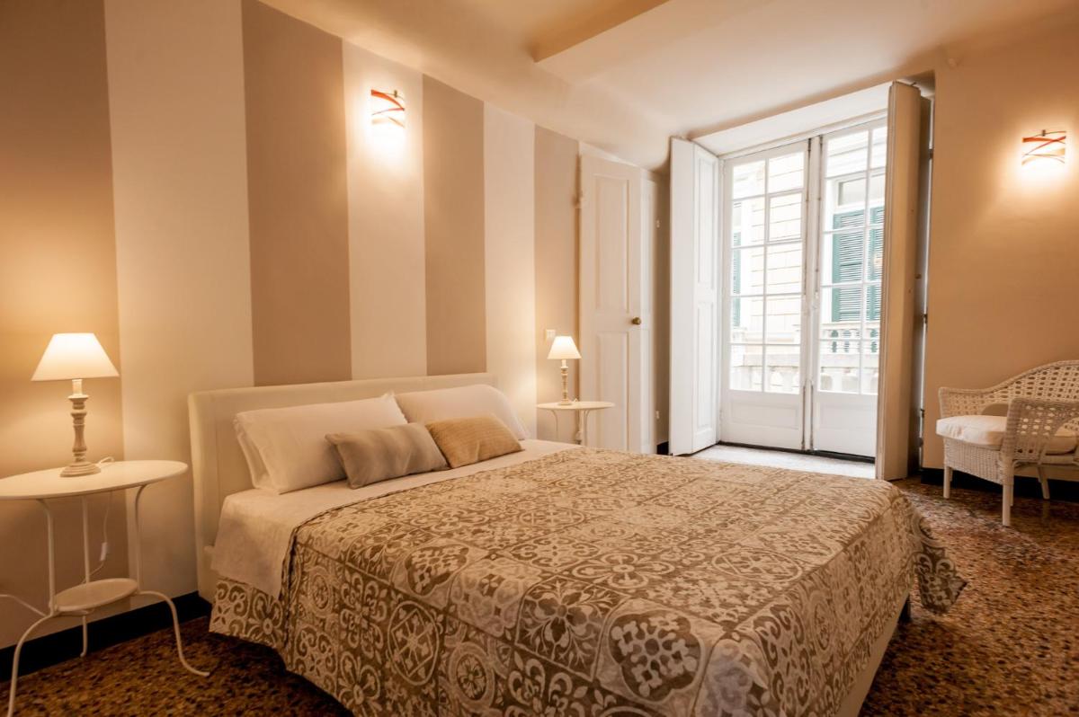Old Genoa Rooms & Apartments - Housity