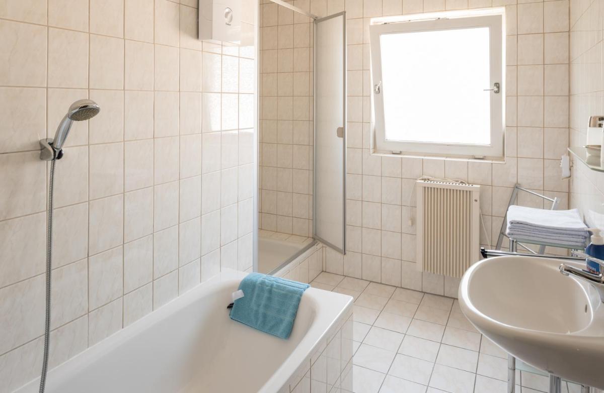 Gästezimmer Strauß - Housity