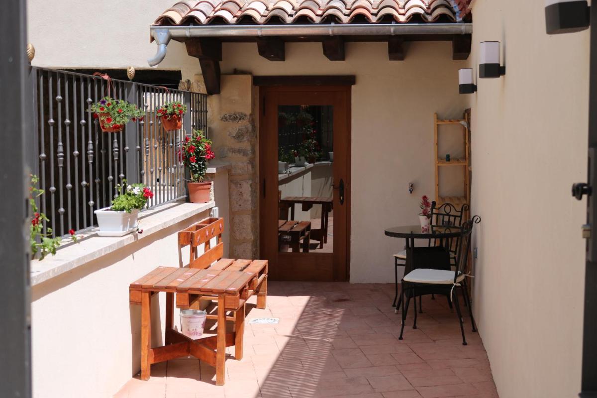 Villa Fontanas - Housity