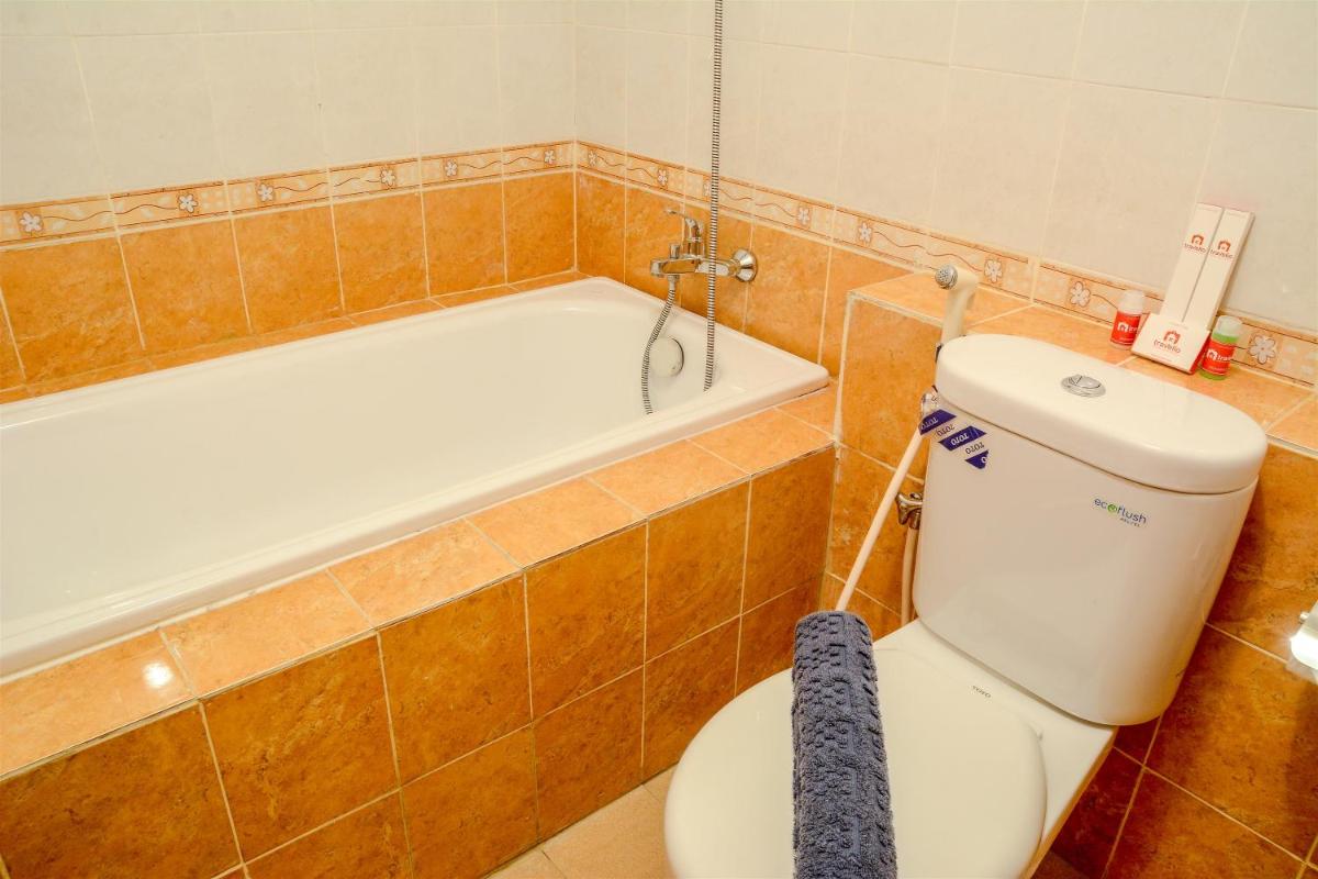 Best 3BR Apartment Grand Palace Kemayoran with Sofabed By Travelio - Housity