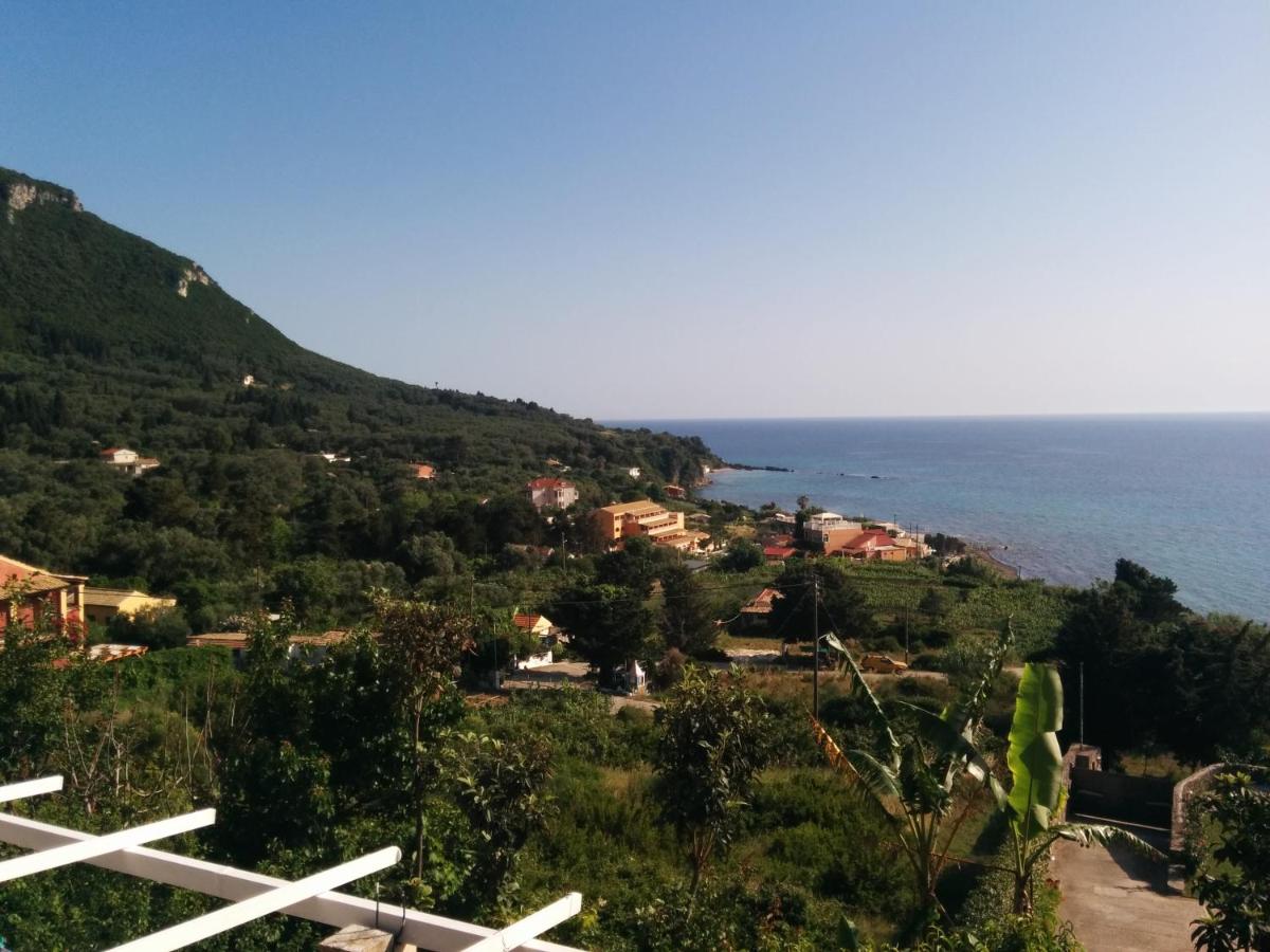 Varagoulis Giannis & Lenas Apartments - Housity