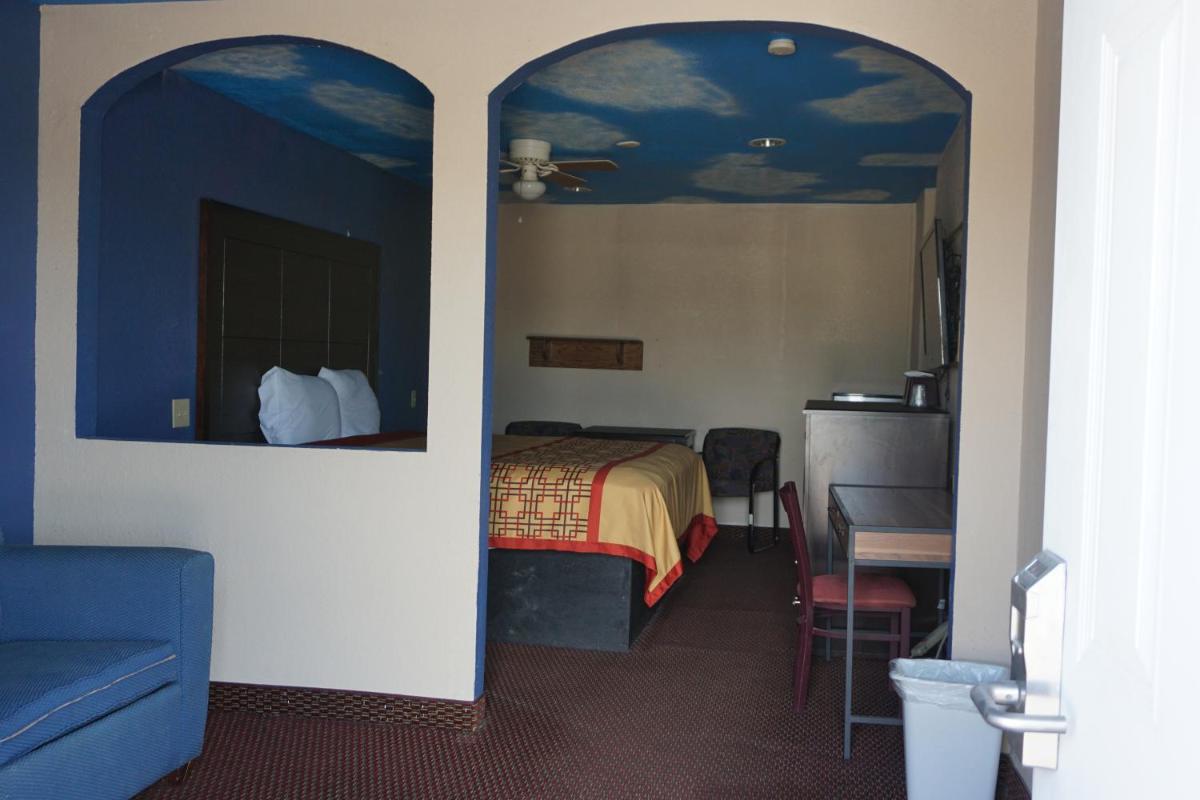 Star Light Inn - Housity