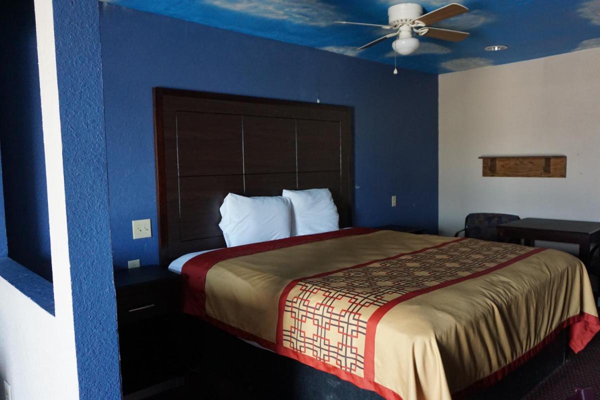 Star Light Inn - Housity