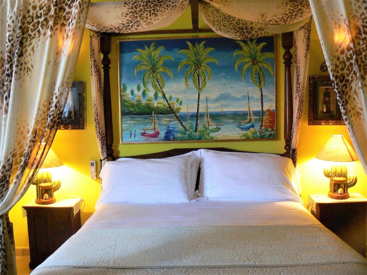 Antigua B&B - Housity