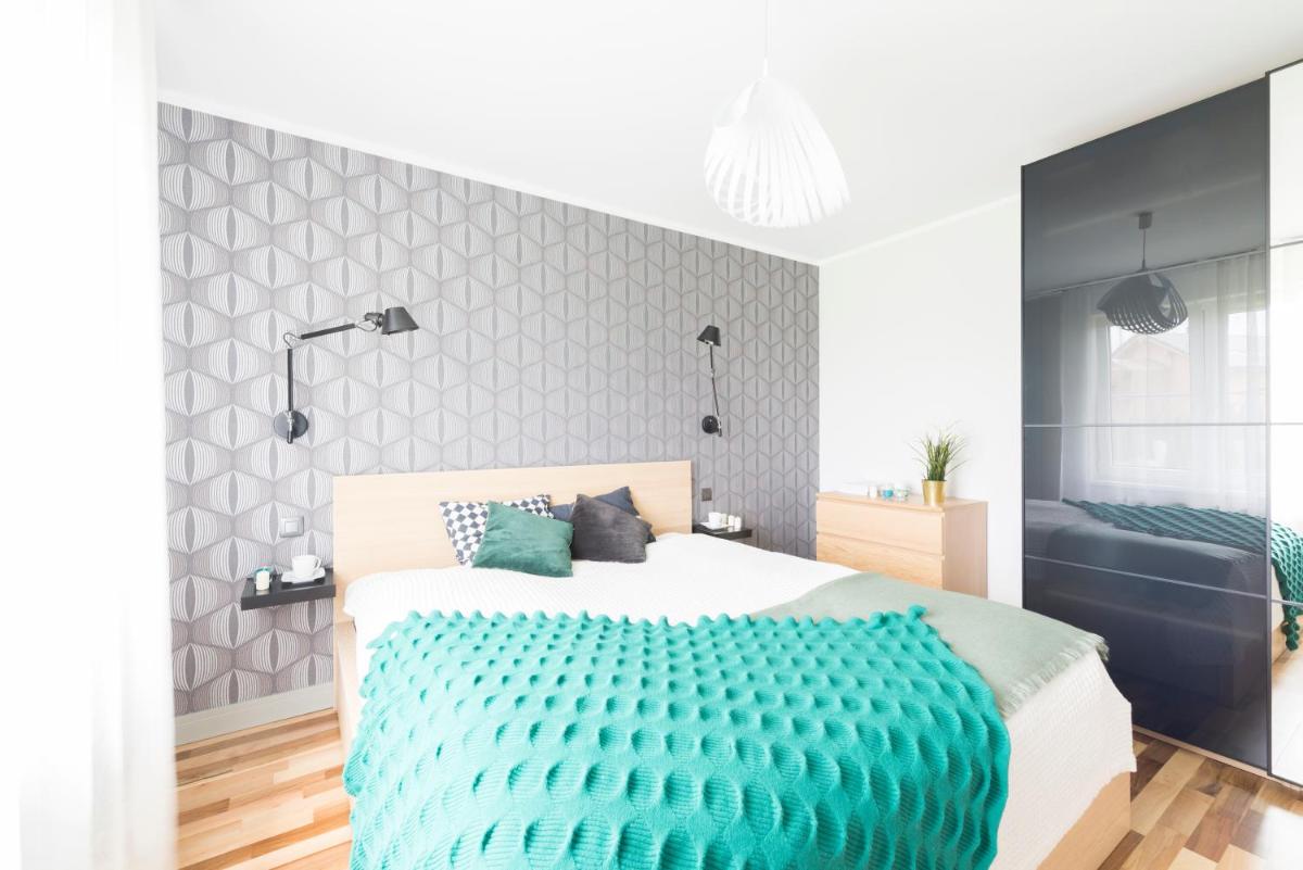 Apartament Kalinowo Golf - salon z opcją spania, kuchnia i 2 sypialnie, 1-6 osób - Housity