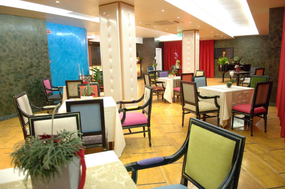 Hotel La Rosa dei Venti - Housity