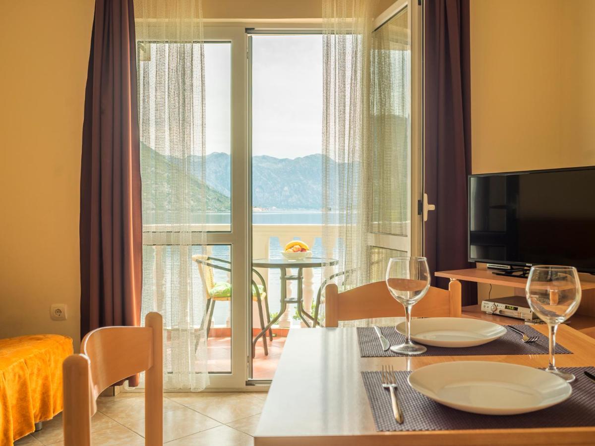 Apartments Villa Radonic - Housity