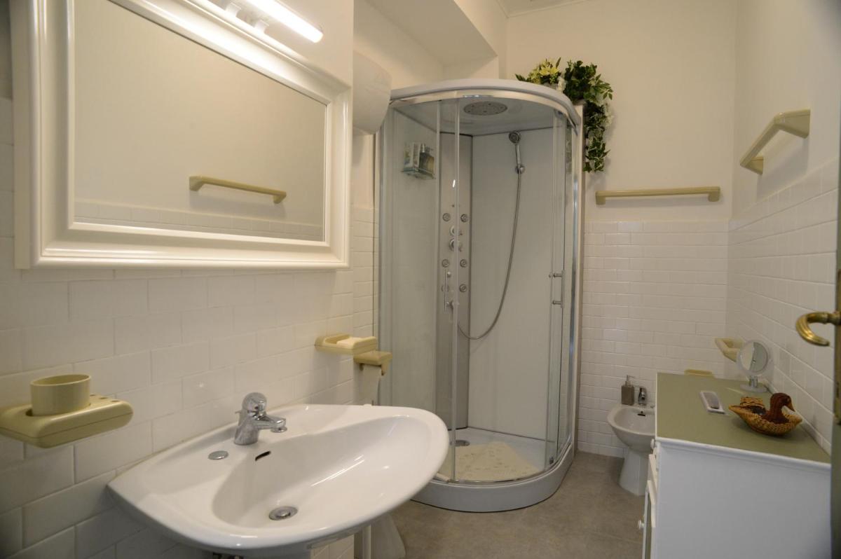 Vigna dell'Agrifoglio - Bed and Breakfast - Housity