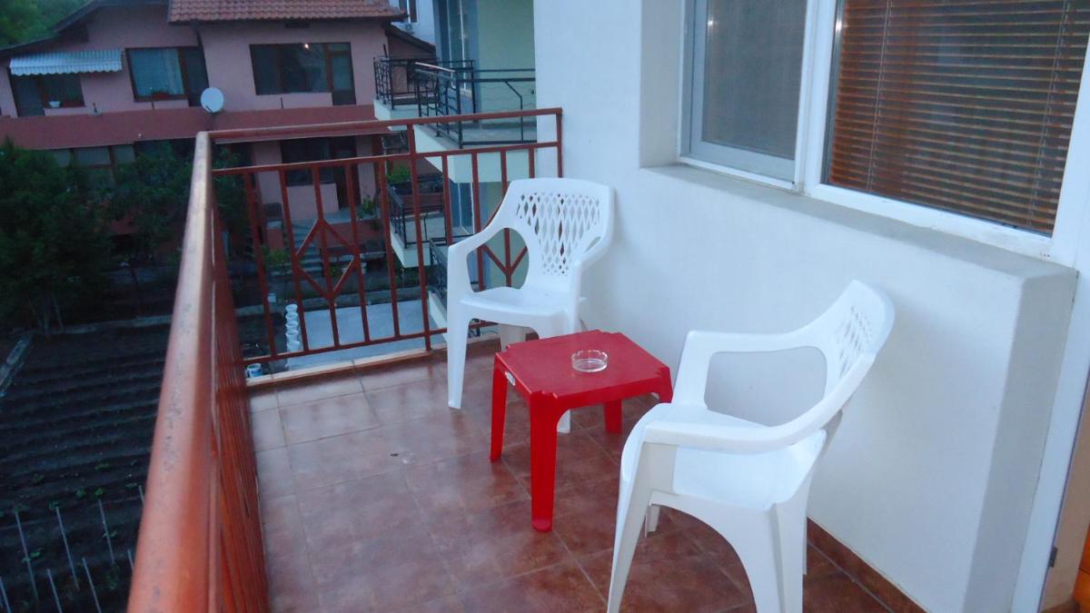 Matev Hotel - Housity