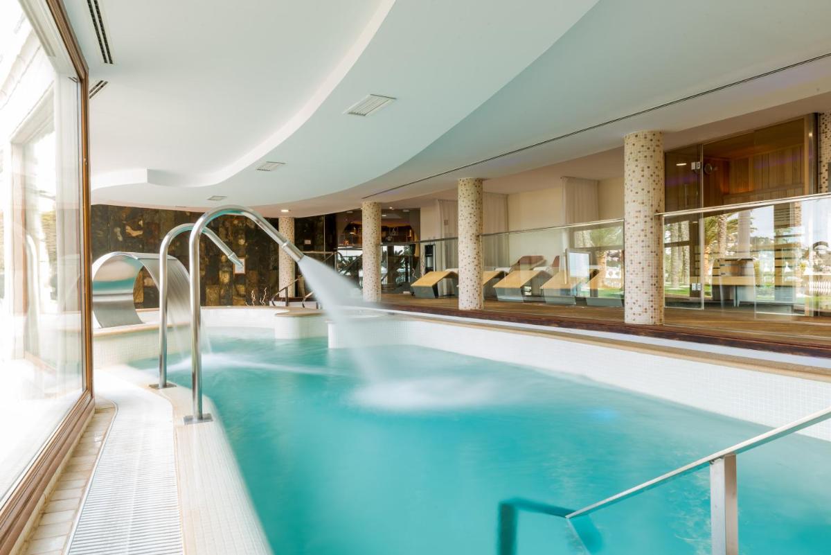 Nixe Palace - Housity