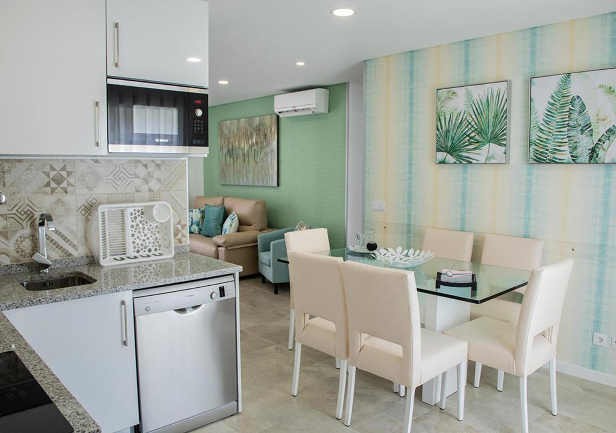 Real Holidays Nazaré - Housity