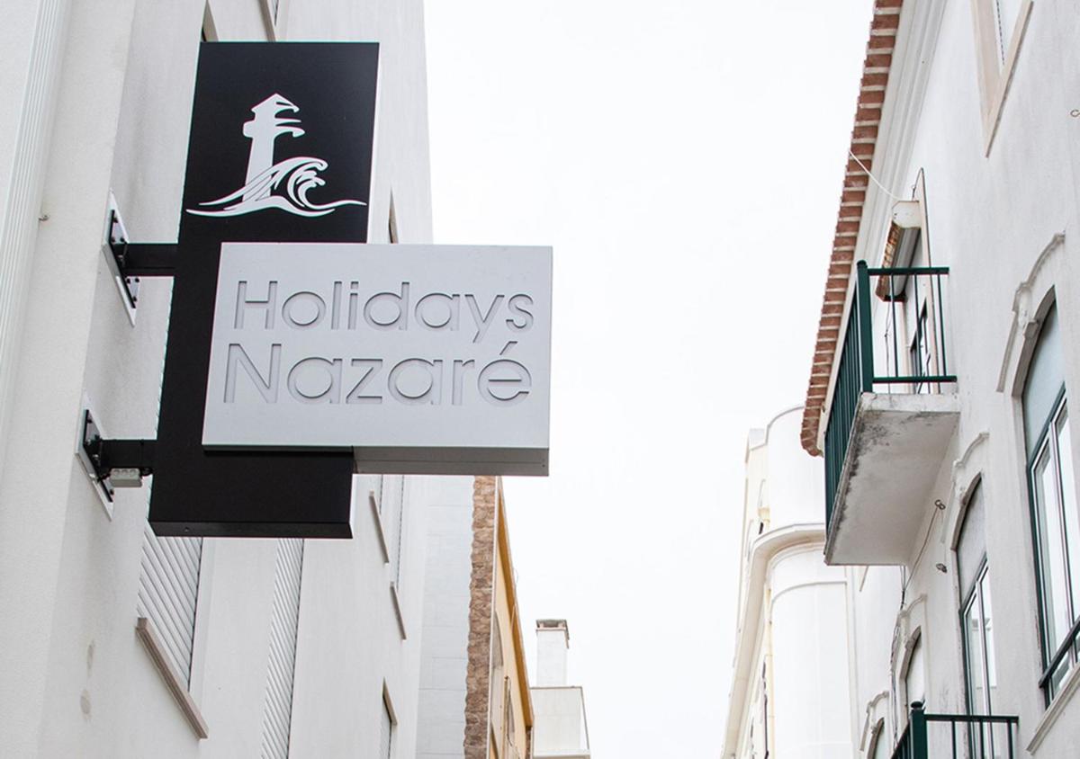 Real Holidays Nazaré - Housity
