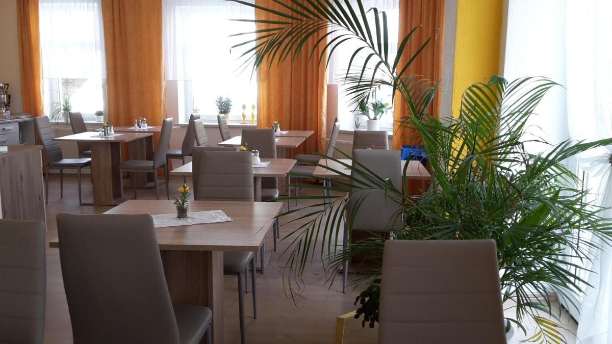 Pension Am Renner - Housity