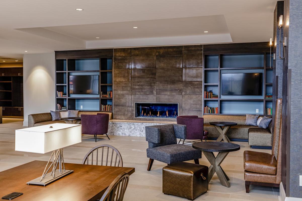 Hotel Madison & Shenandoah Conference Ctr. - Housity