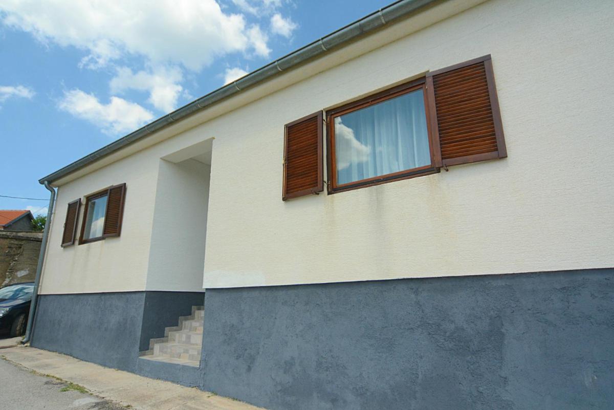 Kuća za odmor Dany - Housity