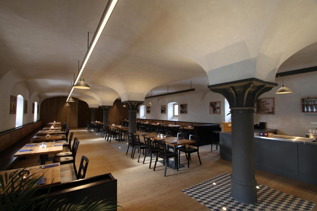 Hotel Kleis - Housity