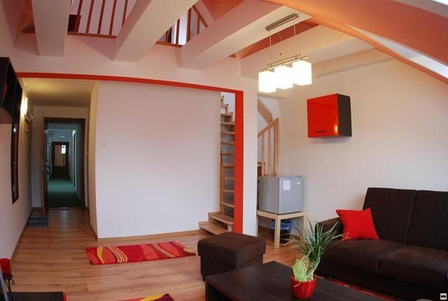 Alex Pension - Housity