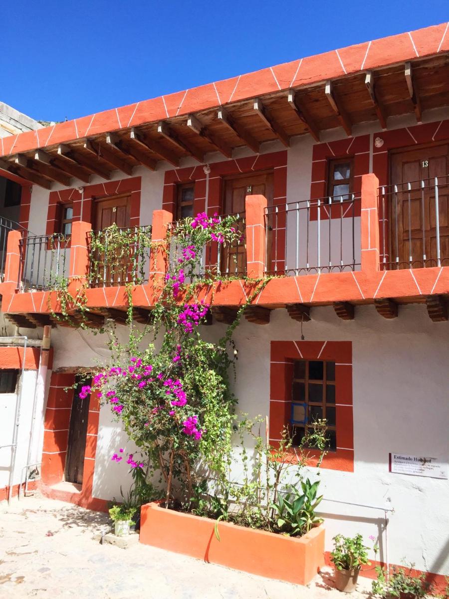 Hotel Hacienda Encantada - Housity