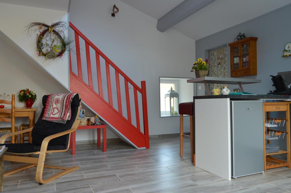 Dans un jardin - Housity