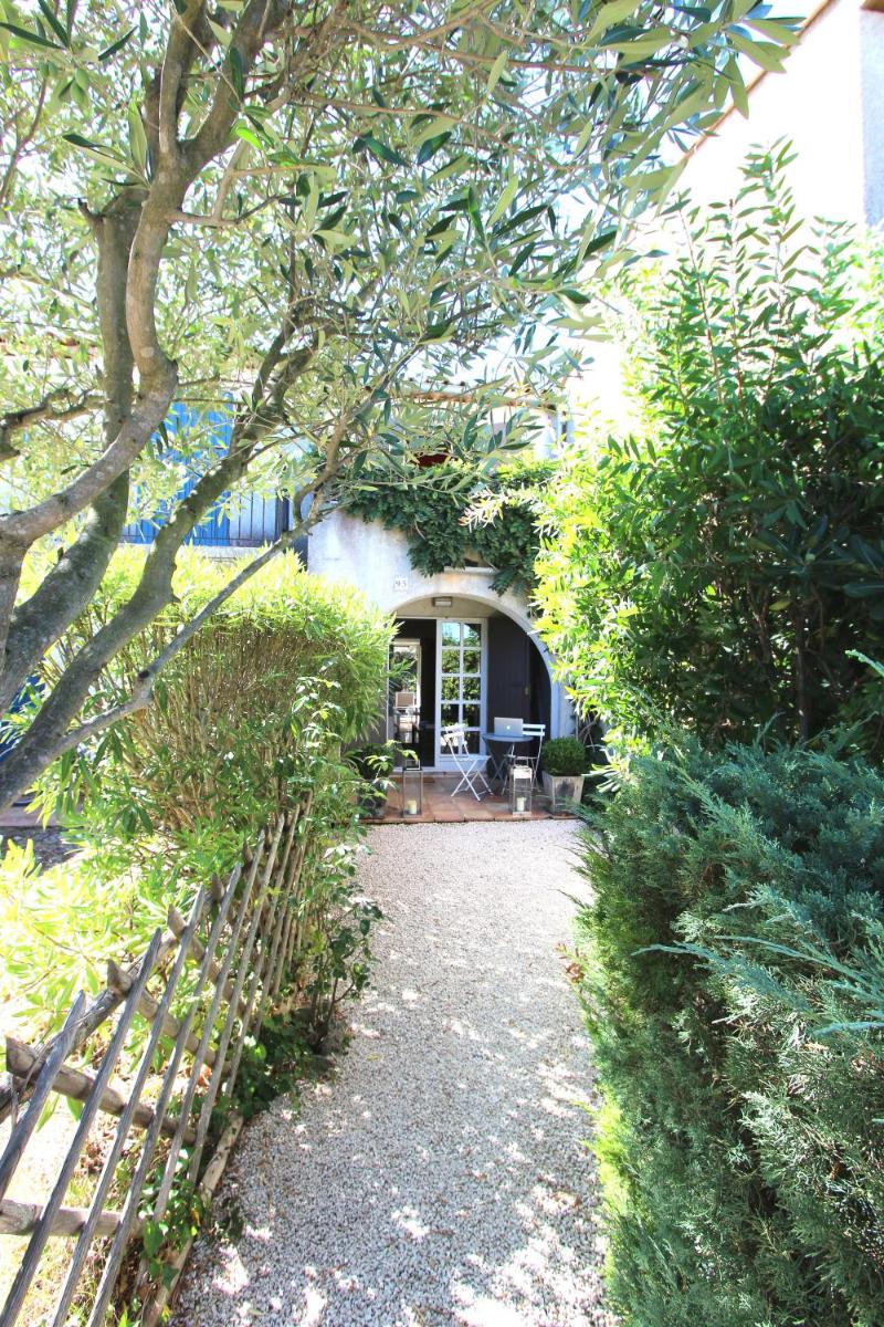 Saint-Tropez walking distance, sea view house - Housity