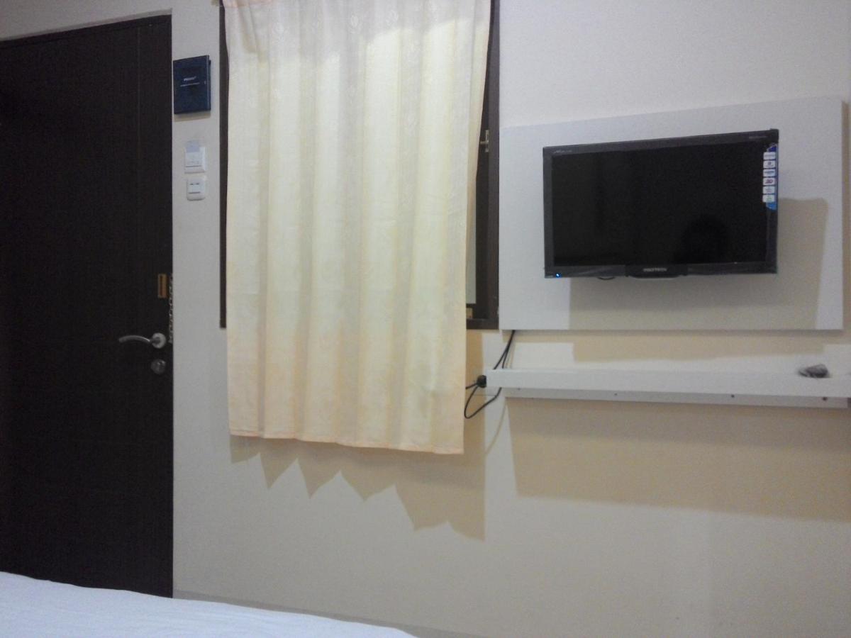 Kantos Guest House - Housity