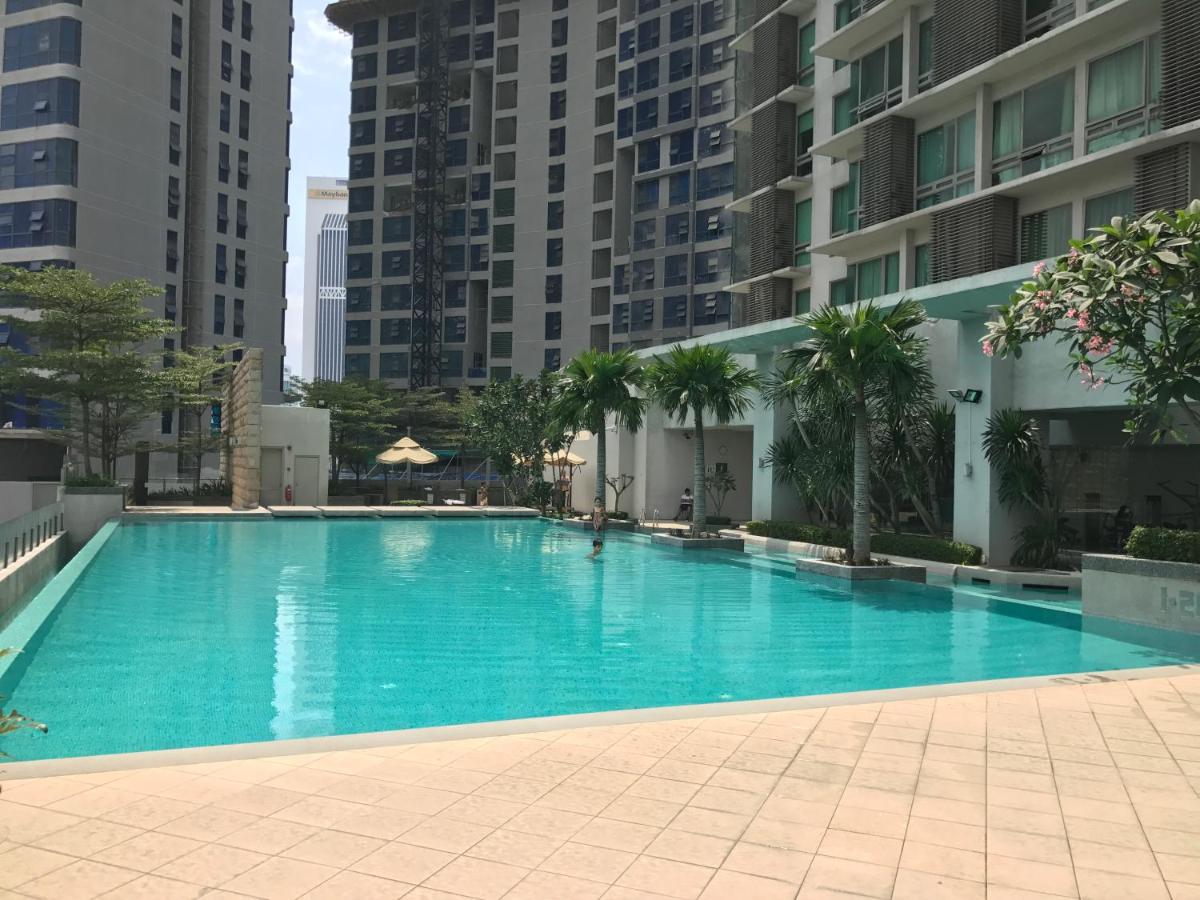 Urban Suites @ Swiss Garden Residence - Housity