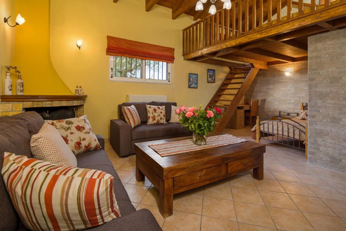 Martha's House - Housity
