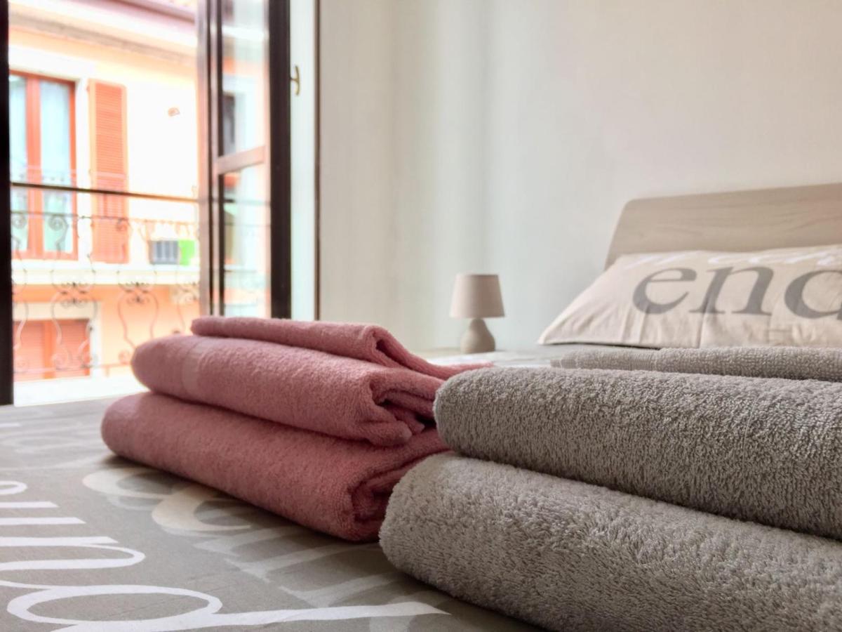 Laura's Lake Room - Hizvo