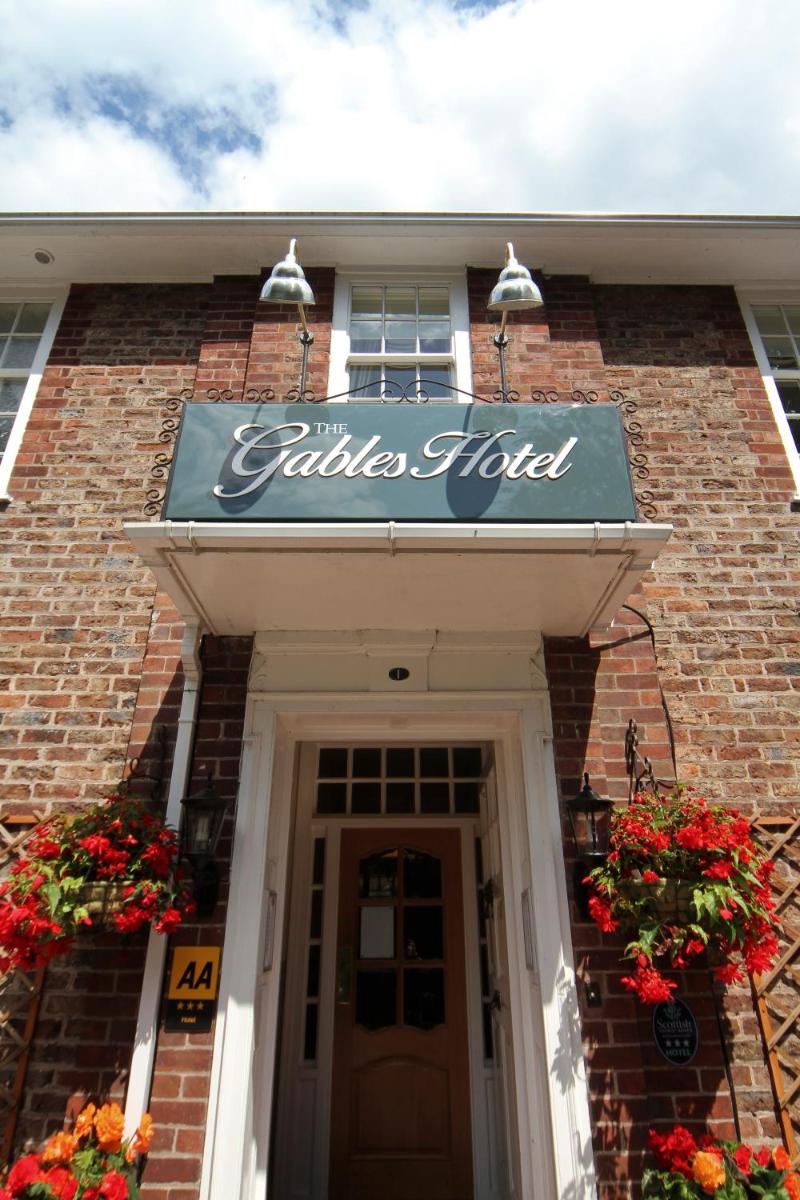 The Gables Hotel - Housity