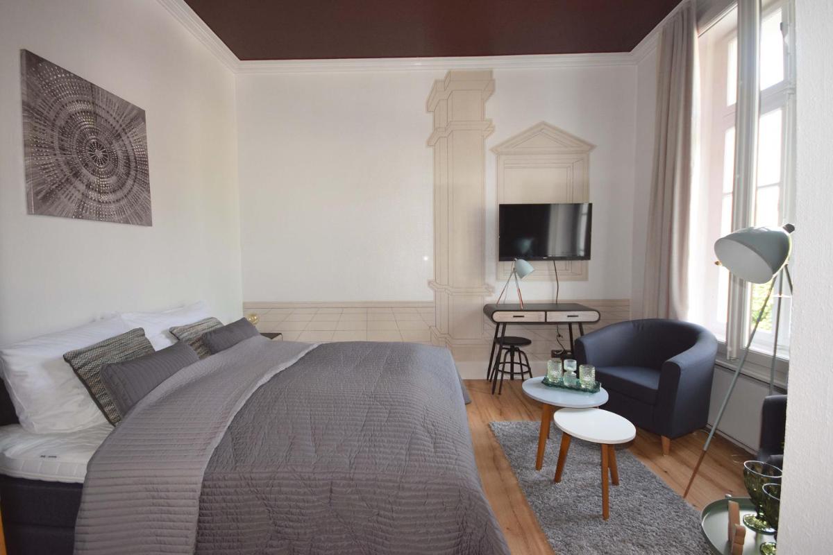 Alte Rentei - Housity