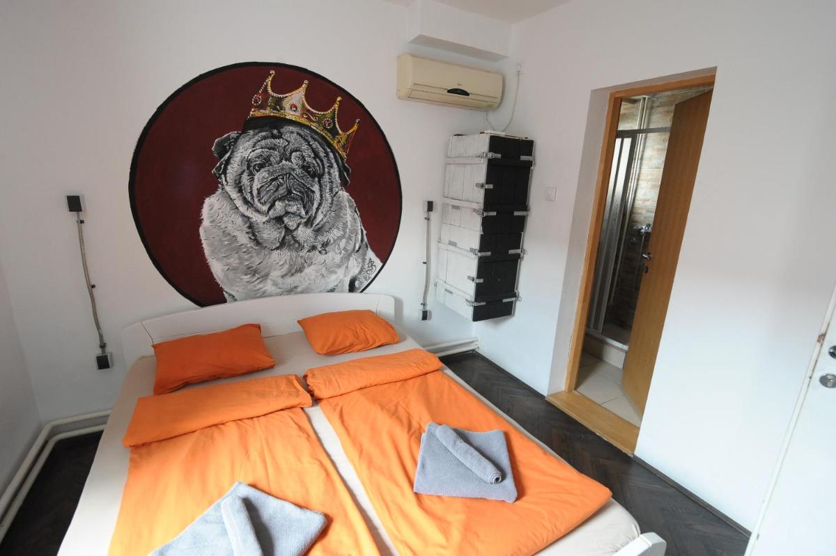 Hostel Fair and Square - Housity