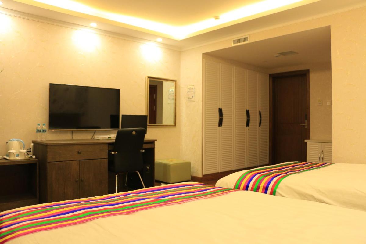 Hanshi Hotel Yanji - Housity