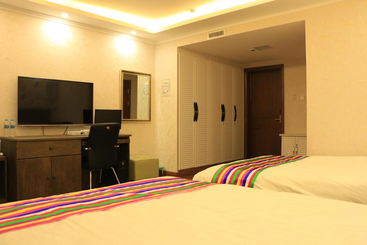Hanshi Hotel Yanji - Housity