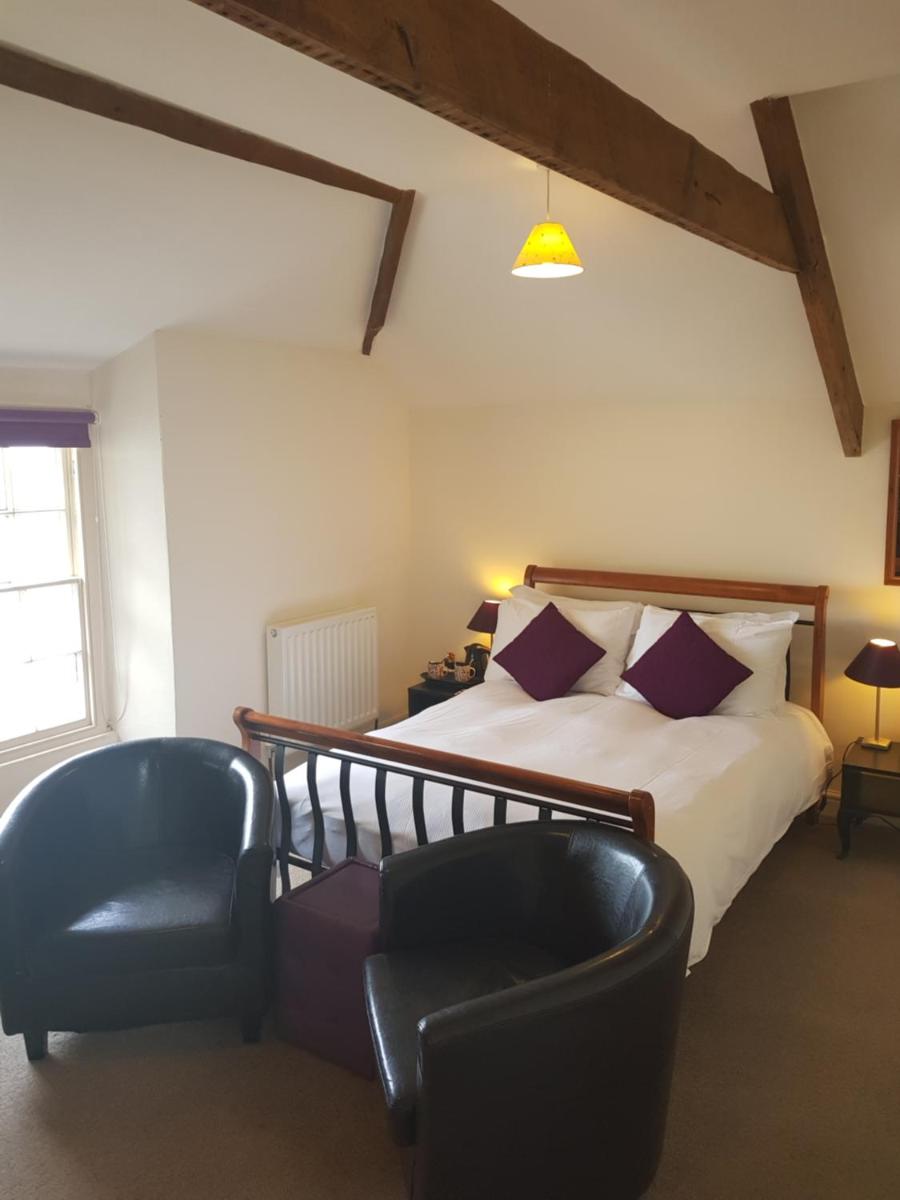 The Olive Branch - Housity