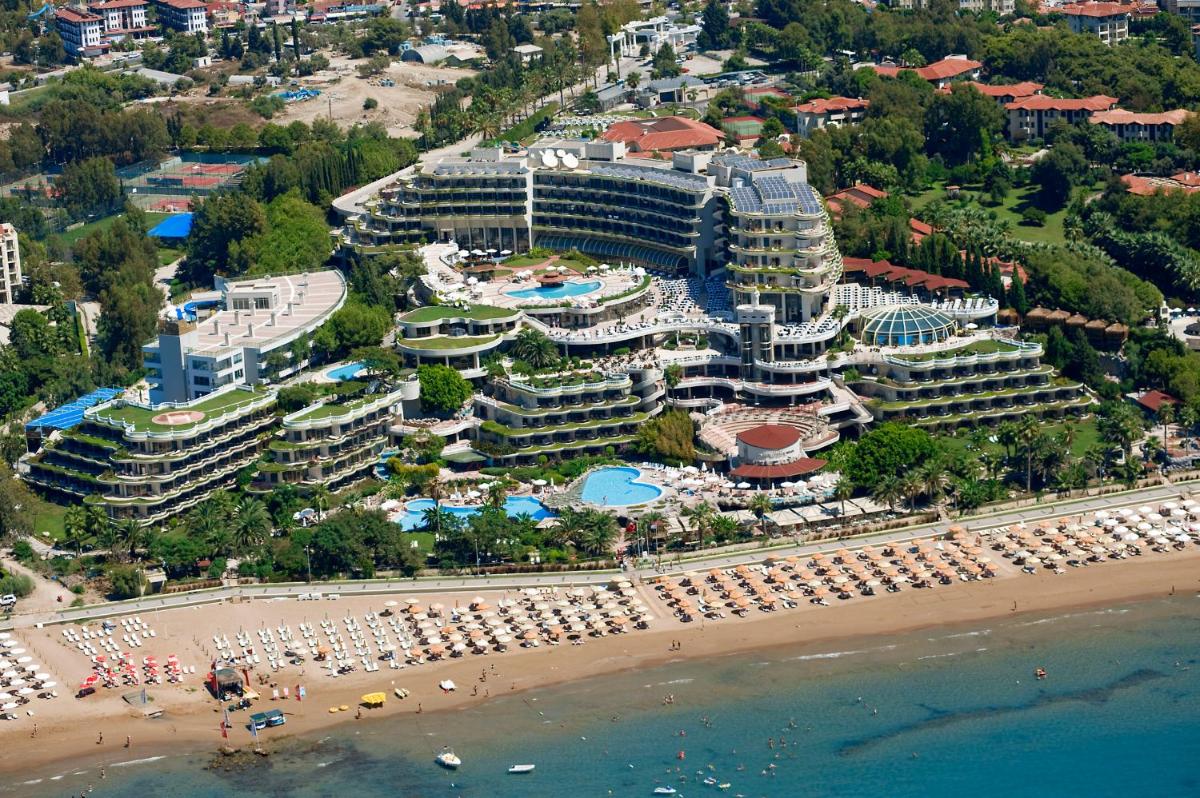 Sunrise Queen Luxury Hotel - Housity