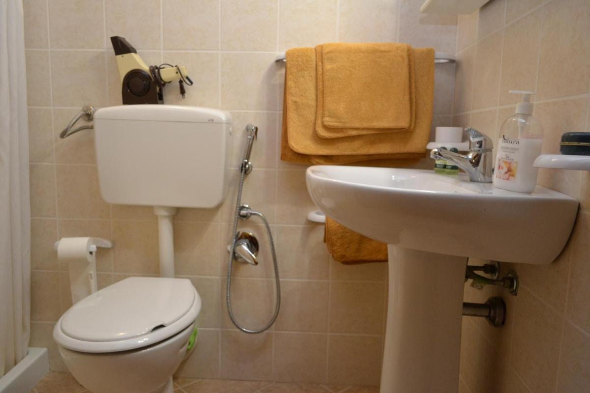 B&B Jolly house Bolognetta - Housity