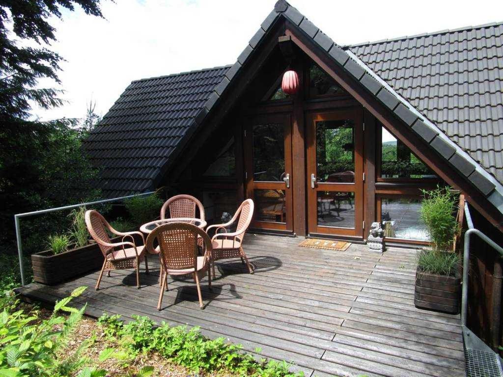 Ferienhaus im Grünen - NEU mit E-Auto Ladesäule - Housity