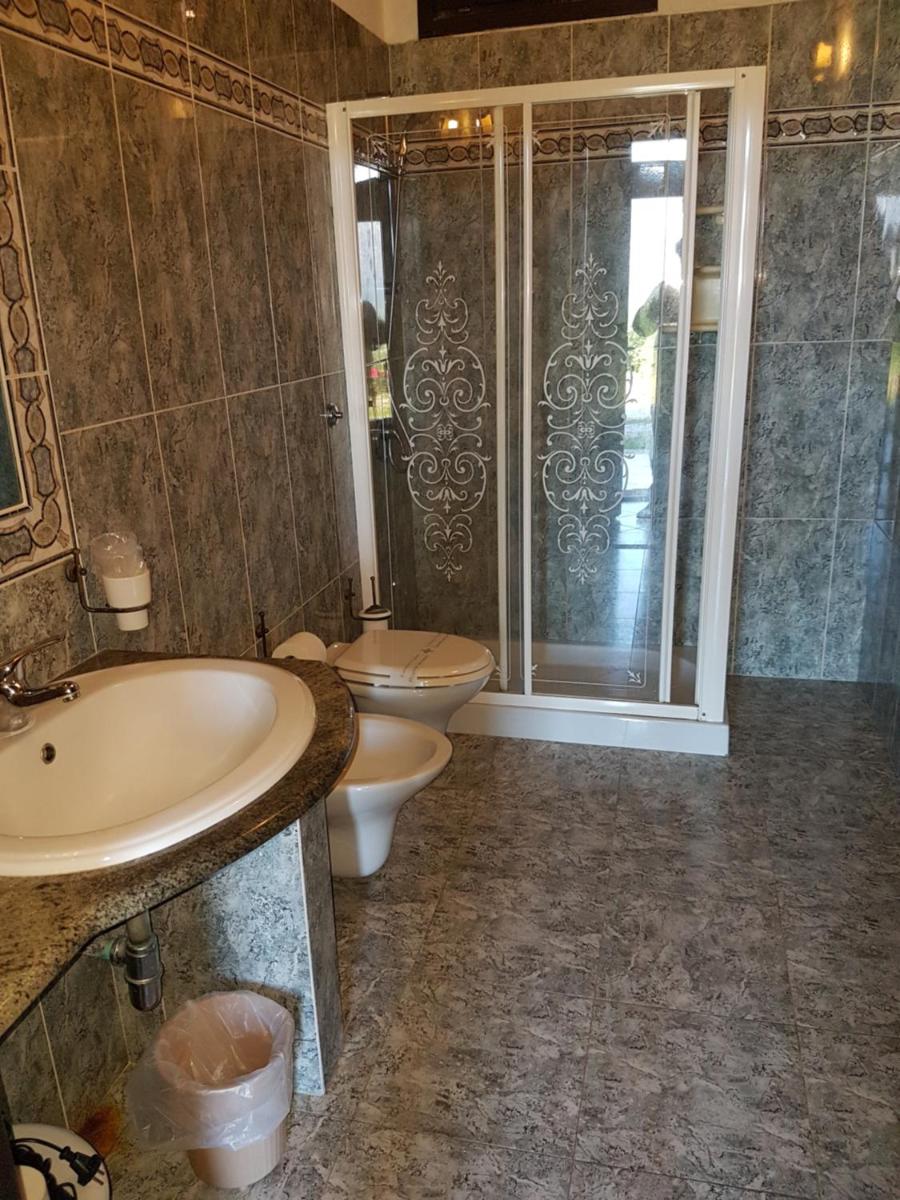 Hotel Sardus Pater - Housity
