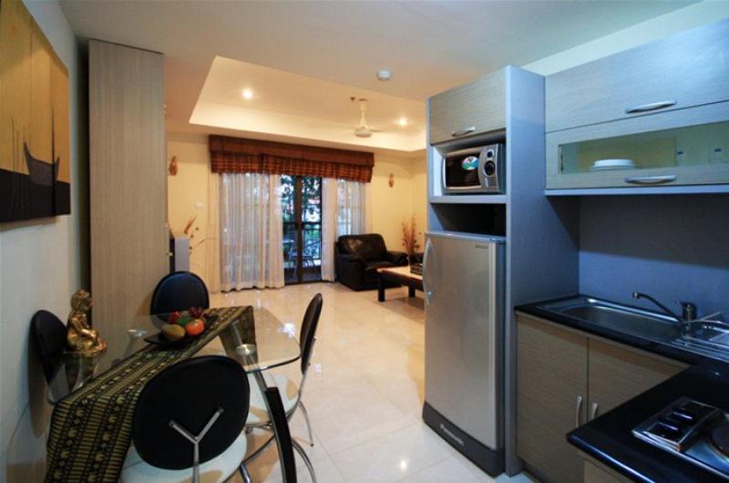 Royal Park Apartments - Housity