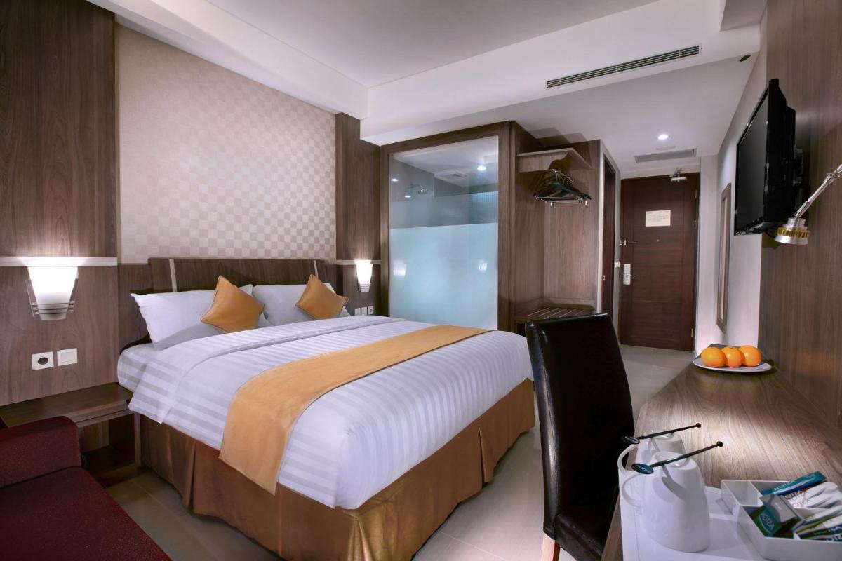 Aston Lampung City Hotel - Housity