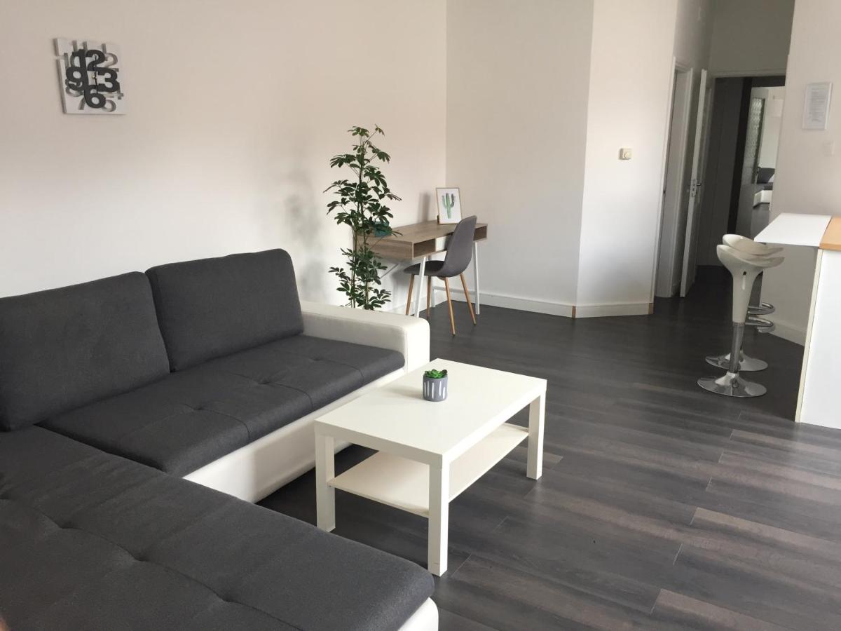 Rozmaring Apartman Pécs - Housity