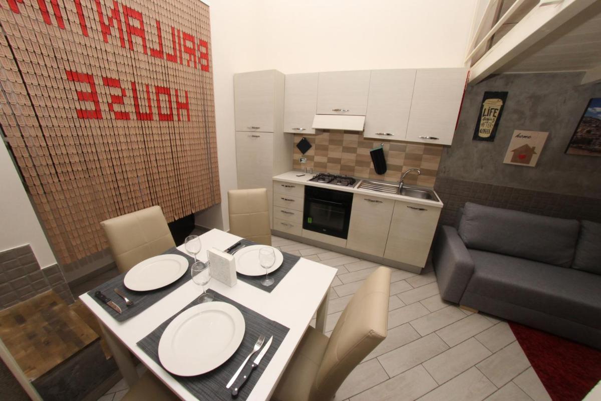 Brillantina House - Housity