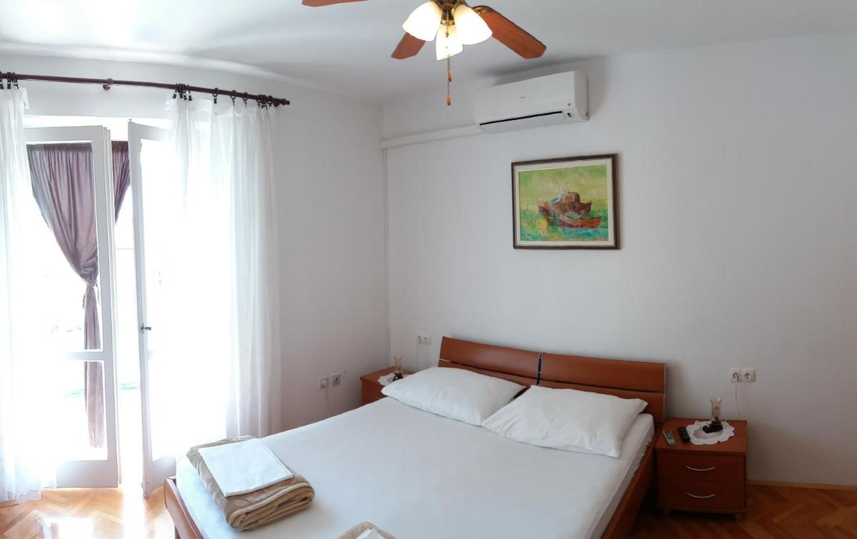 Bed & Breakfast Batosic Makarska - Housity