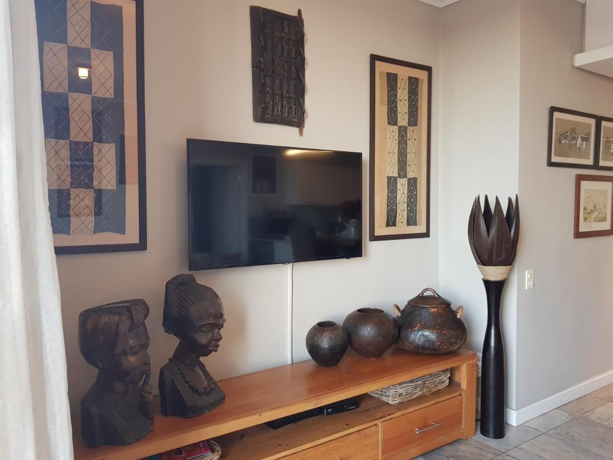 Harbour Bridge Suite 220 - Housity