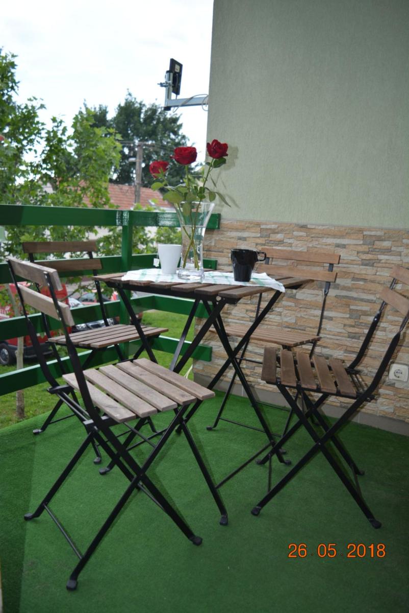 Berettyo Central Apartment - Housity