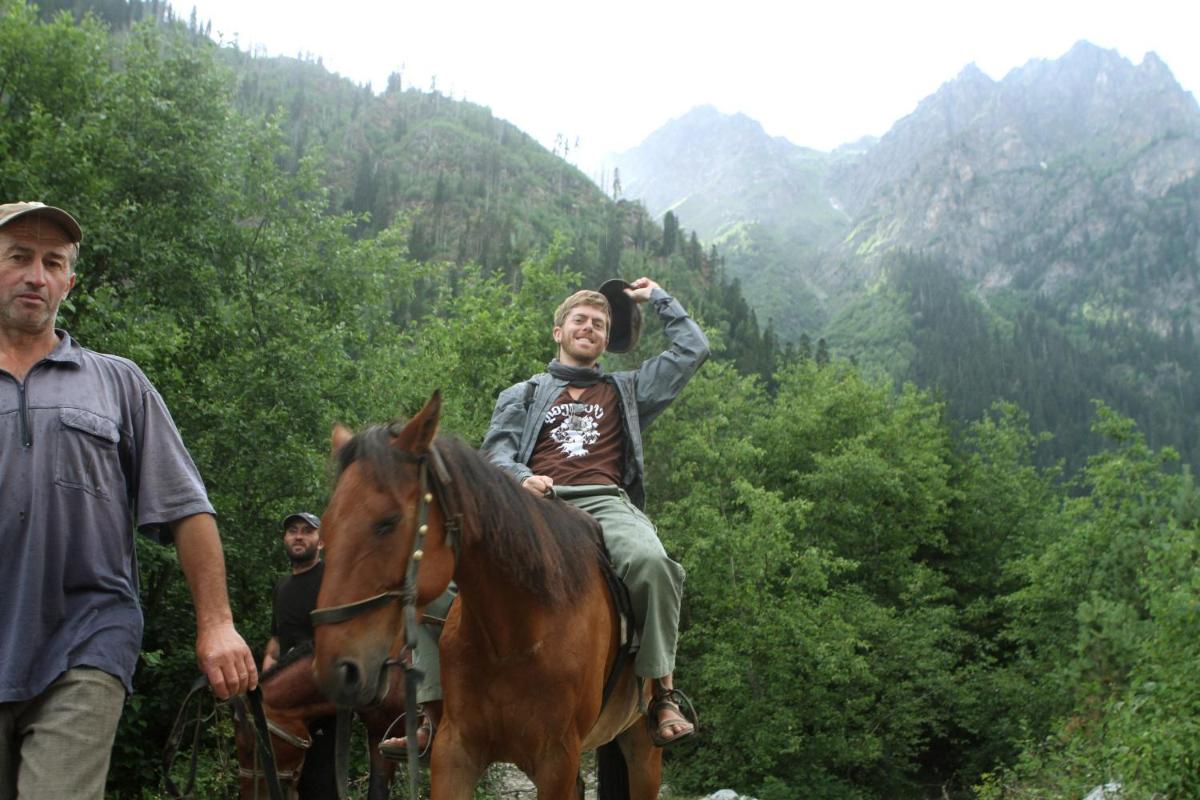 Suitetrails - Peak Mazeri Guest House