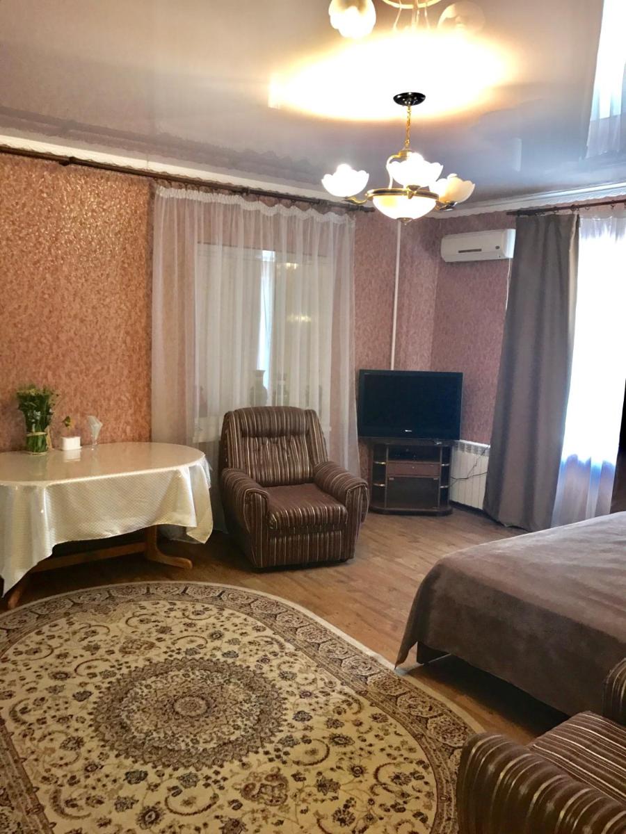 Gostinitsa al ians - Housity